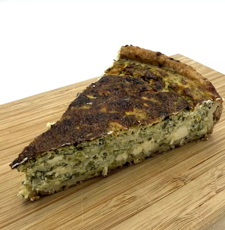 PINAATTI-FETAPIIRAKKAPALA - Pasteijat, Piirakat ja Salaatit - 450 - 1